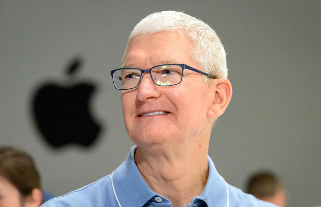 Deepfake Scam Overshadows iPhone 16 Launch: Cybercriminals Use AI to Mimic Tim Cook