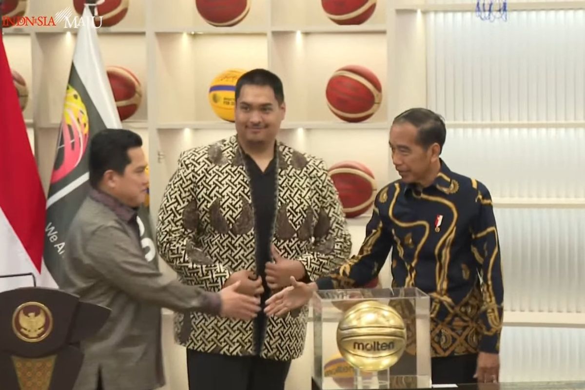 President Jokowi Celebrates Opening of FIBA Office in Indonesia, Foresees Boost in National Basketball